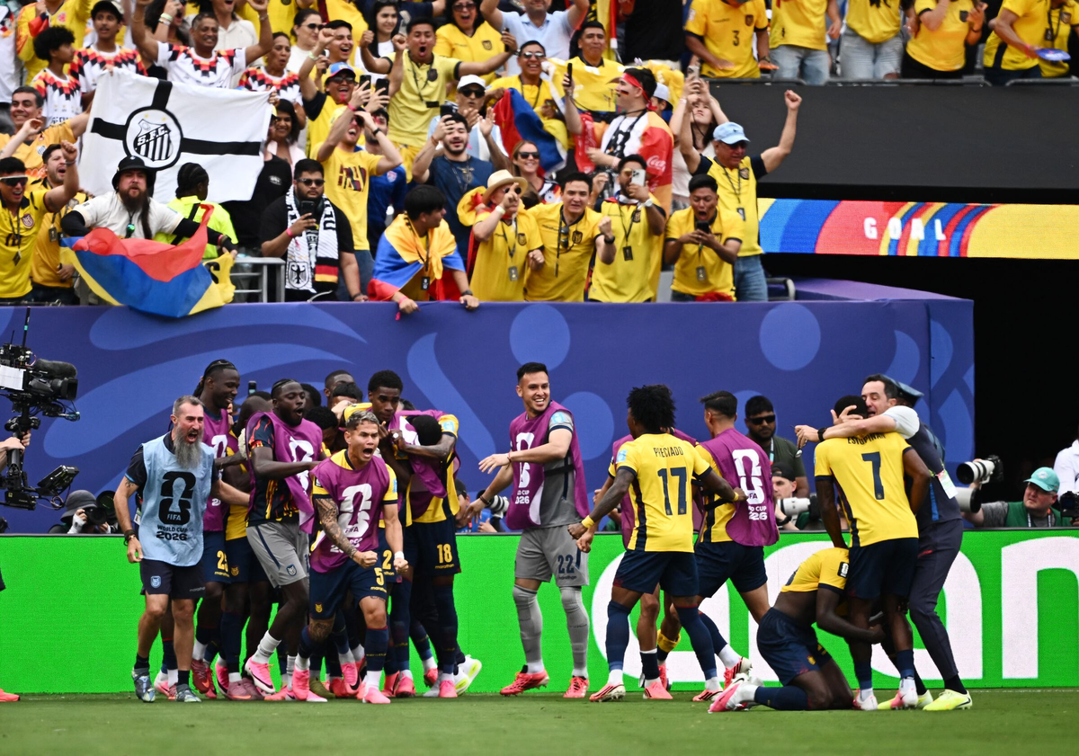 Ecuador quật ngã Đức, lách khe cửa hẹp vào vòng knock-out World Cup 2026 - hình ảnh - ok9tiger.com Ecuador quật ngã Đức, lách khe cửa hẹp vào vòng knock-out World Cup 2026 - hình ảnh - ok9tiger.com