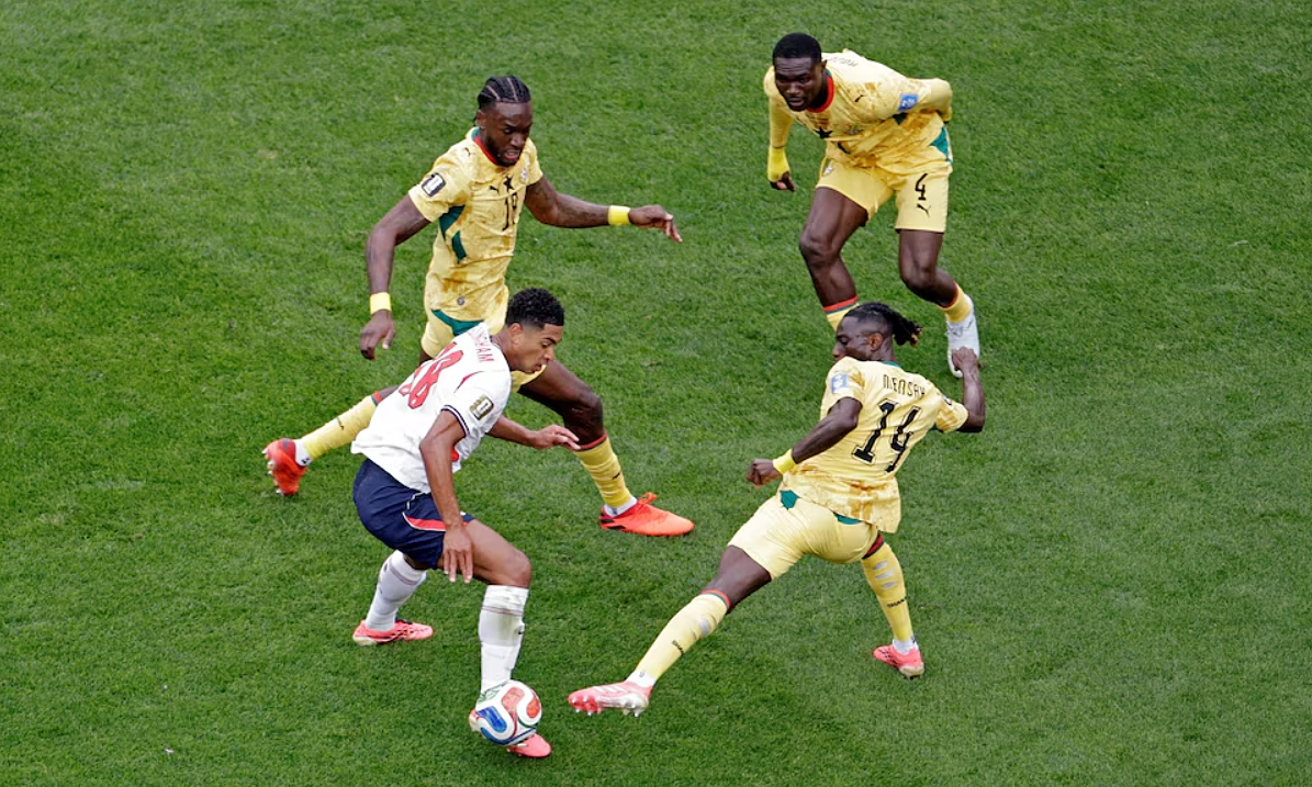 Merson: ‘Anh cần dồn bóng cho Bellingham như cách Argentina làm với Messi’ - hình ảnh - ok9tiger.com