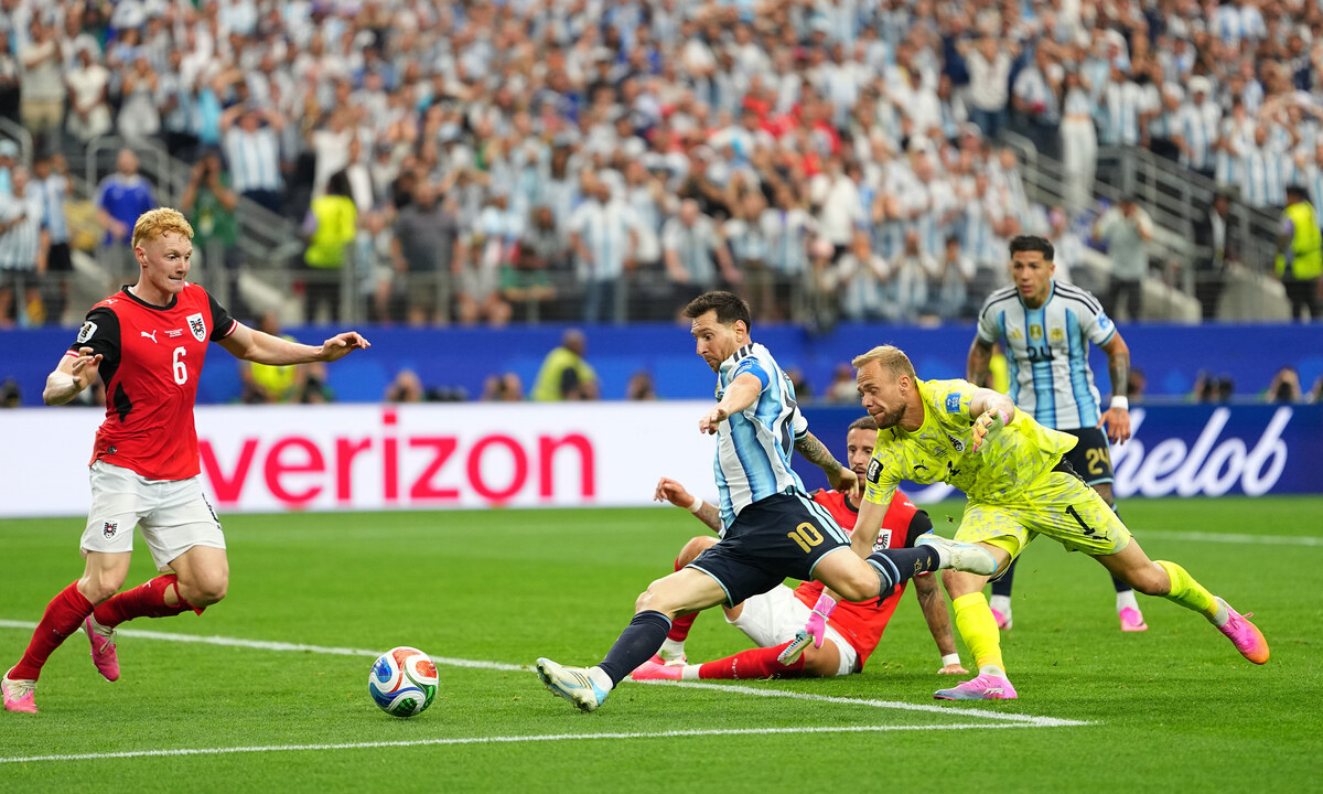 Messi ghi 2 bàn nhưng không được điểm tuyệt đối trong trận thắng Áo - hình ảnh - ok9tiger.com