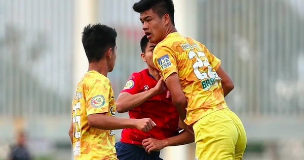 Trung vệ 1,95 m của HAGL sẽ không thất thế ở đội tuyển Việt Nam, bởi loạt lý do này…: góc nhìn mới cho người chơi Việt - hình ảnh - ok9tiger.com Trung vệ 1,95 m của HAGL sẽ không thất thế ở đội tuyển Việt Nam, bởi loạt lý do này…: góc nhìn mới cho người chơi Việt - hình ảnh - ok9tiger.com