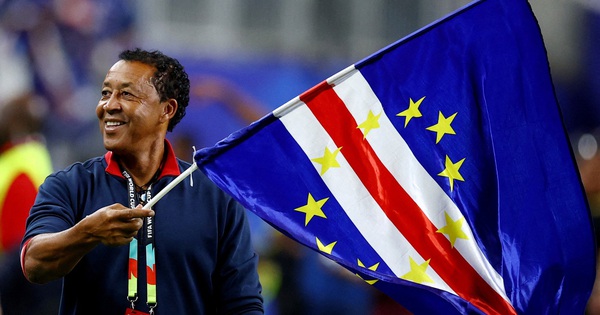 HLV Cabo Verde xúc động tạm biệt World Cup, dành lời khen đặc biệt cho Argentina - hình ảnh - ok9tiger.com HLV Cabo Verde xúc động tạm biệt World Cup, dành lời khen đặc biệt cho Argentina - hình ảnh - ok9tiger.com