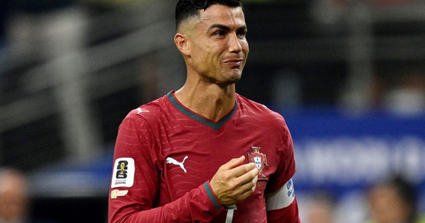 Ronaldo bất ngờ có động thái gây tranh cãi sau khi bị loại khỏi World Cup: góc nhìn mới cho người chơi Việt - hình ảnh - ok9tiger.com Ronaldo bất ngờ có động thái gây tranh cãi sau khi bị loại khỏi World Cup: góc nhìn mới cho người chơi Việt - hình ảnh - ok9tiger.com