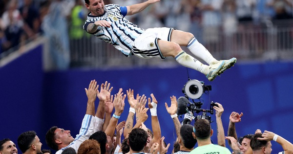 Roy Keane ca ngợi tinh thần ‘chiến đấu đường phố’ của Argentina sau kỳ tích lội ngược dòng không tưởng: góc nhìn mới cho người chơi Việt - hình ảnh - ok9tiger.com Roy Keane ca ngợi tinh thần ‘chiến đấu đường phố’ của Argentina sau kỳ tích lội ngược dòng không tưởng: góc nhìn mới cho người chơi Việt - hình ảnh - ok9tiger.com