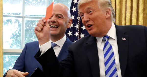 Chủ tịch FIFA xác nhận trao đổi với Trump về thẻ đỏ gây tranh cãi của Balogun - hình ảnh - ok9tiger.com